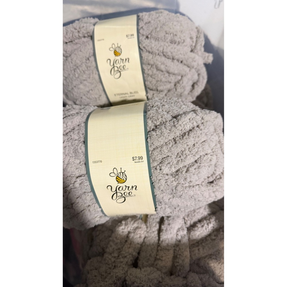 Lot 5 Yarn Bee Eternal Bliss Jumbo Yarn Light Gray 8 oz 28 yd Polyester